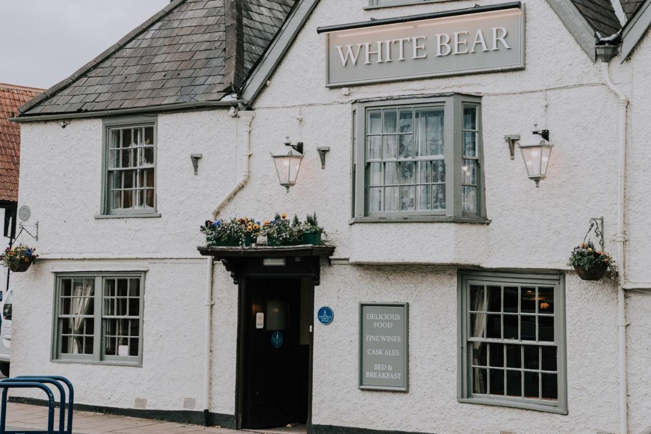 לינה וארוחת בוקר דביזס The White Bear מראה חיצוני תמונה